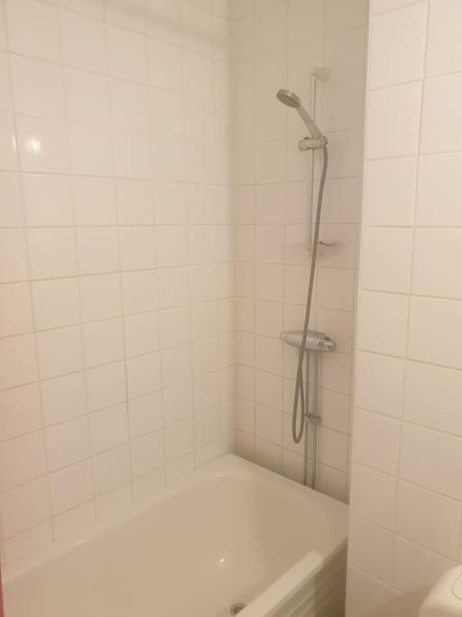 Central Hel Laegenhet. Naera Till Allt. Umeå Exterior foto